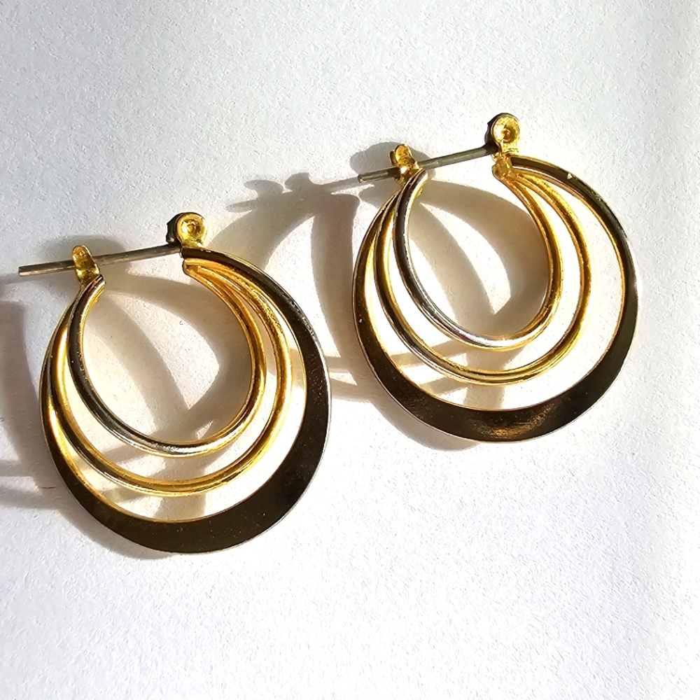 Vintage hoop earrings gold tone concentric circles pierced hoops